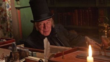 The Man Who Invented Christmas (2017). Image copyright (©) Bleecker Street