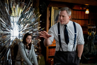 Knives Out (2019) | Knives Out' Review: Murder Most Clever - The New York Times